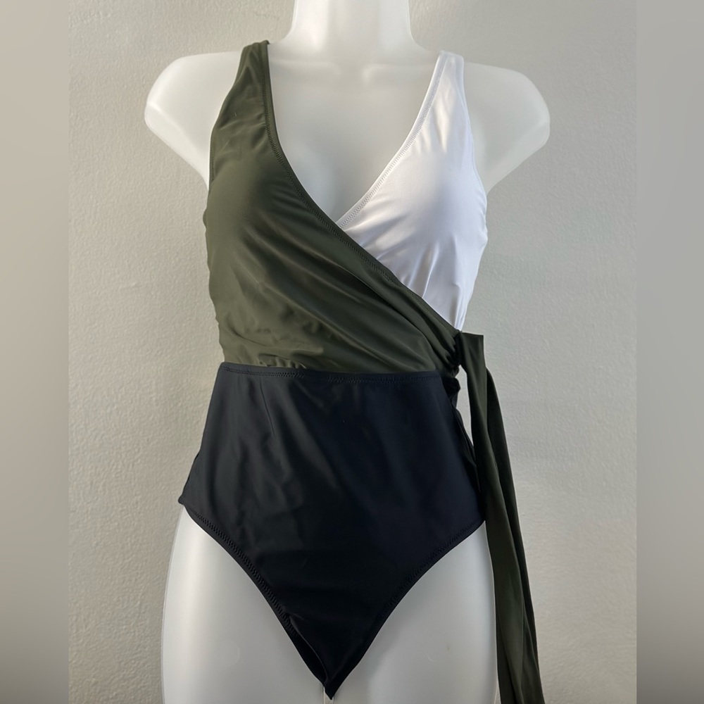 Women swimwear Medium size